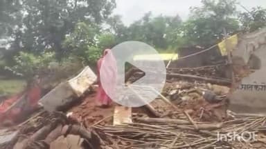 ब्यौहारी: देवलौंद में बारिश से गरीबों का घर गिरा, लोगों ने मदद के लिए उठाई आवाज