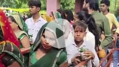 सुल्तानपुर: सावन के पहले सोमवार पर गौरीशंकर धाम में उमड़े श्रद्धालु, शाहपुर के मंदिर में शिवलिंग के दर्शन के लिए लगी कतार