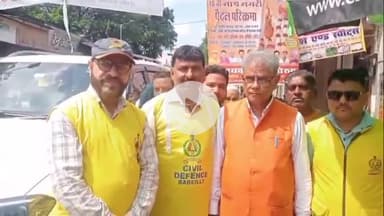 बरेली: बनखंडी नाथ मंदिर पहुंचकर वन एवं पर्यावरण मंत्री डॉ. अरुण कुमार सक्सेना ने की पूजा-अर्चना