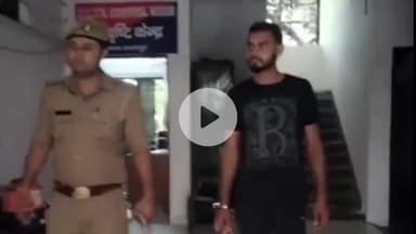 अमरोहा: अमरोहा पुलिस ने बदमाशों पर लगातार कार्रवाई करते हुए गांव हाफिजपुर से तंमचा व कारतूस के साथ एक आरोपी को किया गिरफ्तार