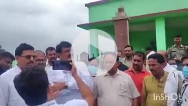 अधौरा: सीकरी गांव में 500 डायरिया के चपेट में आए मरीजों का हुआ इलाज, परिजनों के घर पहुंचे बिहार सरकार के मंत्री