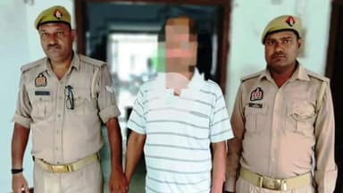 रामपुर: 2019 में रामपुर के सरकारी खजाने की धोखाधड़ी मामले में वांछित पूर्व नगर अभियंता को लखनऊ से किया गया गिरफ्तार