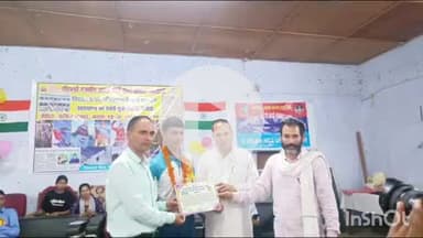 डुंडा: राजकीय कीर्ति इंटर कॉलेज उत्तरकाशी में एवरेस्ट विजेता सचिन कुमार को किया गया सम्मानित