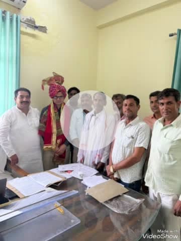 उच्चैन: भाजपा मंडल उच्चैन् के पदाधिकारी ने उपखंड अधिकारी का स्वागत किया