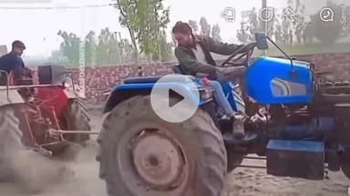 हसनपुर: सैदनगली क्षेत्र के गांव गलसुआ में ट्रैक्टर से खतरनाक स्टंट करते युवकों का वीडियो हुआ वायरल
