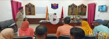 बेगूसराय: कार्यालय कक्ष में एसपी ने लगाया जनता दरबार, 20 फरियादियों की सुनी फरियाद