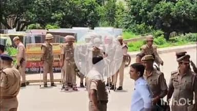 छितौना प्रकरण को लेकर सन्दहा चौराहे समेत कई स्थानों पर सुरक्षा बल किया गया तैनात