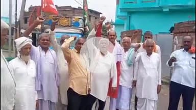 डंडारी: महागठबंधन के नेता बखरी विधायक के समर्थन में तीन दिवसीय धरने के लिए बखरी रवाना