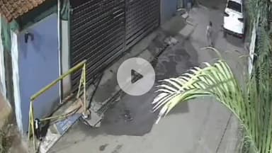 इंदौर: माणिक बाग इलाके में फिर डॉग बाइट का मामला, दो बच्चों को काटा, सीसीटीवी में कैद