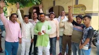 बरेली: कावड़ यात्रा पर टिप्पणी से विवाद बढ़ा, अखिल भारत हिंदू महासभा ने शिक्षक पर कार्रवाई को लेकर DIOS को दिया ज्ञापन