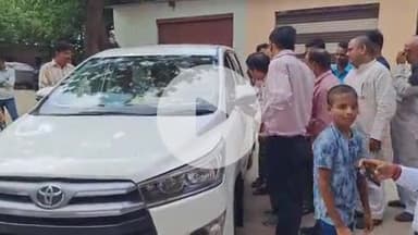 फिरोज़ाबाद: केंद्रीय मंत्री एसपी सिंह बघेल फ़िरोजाबाद शहर के नगला दखल में शोक संवेदना में पहुंचे, बिहार चुनाव पर बोले