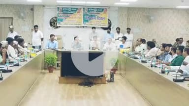 बहराइच: विकास भवन सभागार में किसान दिवस का आयोजन, सीडीओ ने किसानों की समस्याएं सुनकर निस्तारण के दिए निर्देश