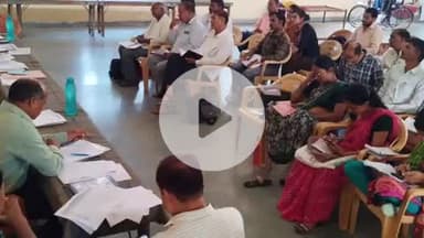 मांगरौल: पंचायत समिति मांगरोल कार्यालय परिसर में विभिन्न योजनाओं की समीक्षा बैठक का आयोजन हुआ