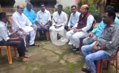 इचाक: इचाक में ऐतिहासिक श्री राम जानकी छोटा अखाड़ा का निरीक्षण, जीर्णोद्धार और विकास योजना पर हुई चर्चा