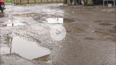 कोल: रामपुर वार्ड नंबर 11 में जर्जर सड़क से परेशान है क्षेत्रीय जनता, समाधान की लगाए बैठे आस #jansamasya