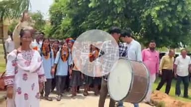 निवाई: गांव राहोली के पीएम श्री राउमावि में नव प्रवेशित छात्रों का स्वागत किया गया, गांव में निकाली गई रैली