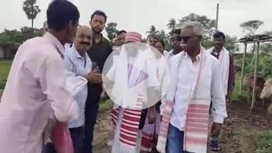 पूर्णिया पूर्व: सरना प्रार्थना सभा के राष्ट्रीय अध्यक्ष बंधन तिग्गा टेटगामा पहुंचे, पीड़ित परिवार से मिलकर  व्यक्त की संवेदना