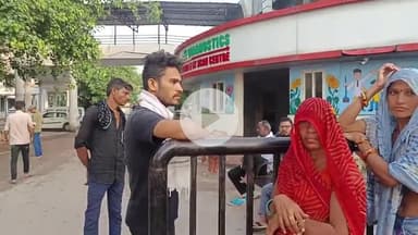 लाडपुरा: उम्मेदगंज में अज्ञात वाहन की टक्कर से बाइक सवार अधेड़ की इलाज के दौरान हुई मौत, पुलिस करवा रही पोस्टमार्टम