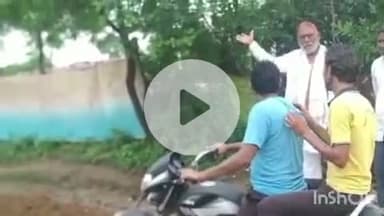 बारां: नारेड़ा ग्राम के मेन रोड पर कीचड़ भरे रास्ते पर ग्रेवल डालकर ग्रामीणों को दी गई राहत