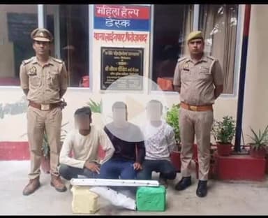 फिरोज़ाबाद: ट्रैक्टर चोरी का खुलासा: लाइनपार पुलिस ने दो चोरों और एक बाल अपचारी को पकड़ा, चोरी का सामान बरामद