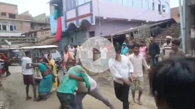 बेगूसराय: मुखिया पति की गुंडागर्दी, यूट्यूबर पत्रकार को पीटा, वीडियो वायरल
