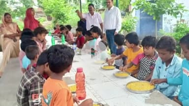 सुल्तानपुर: सुलतानपुर के स्कूल में बच्चों को आयरन की टेबलेट मिली, डॉक्टर ने दी अहम जानकारी, कई लोग रहे मौजूद