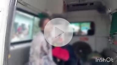 एत्मादपुर: मुड़ी जहांगीरपुर में सड़क पर घूम रहे घोड़े से टकराई बाइक, 4 लोग हुए घायल