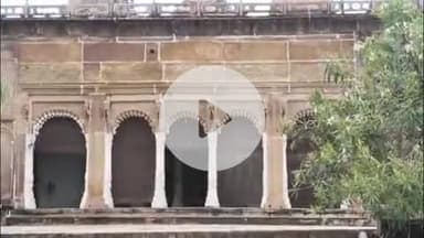 करनैलगंज: परसपुर राज घराने के मंदिर से अष्टधातु की मूर्तियां चोरी, पुलिस ने शुरू की जांच