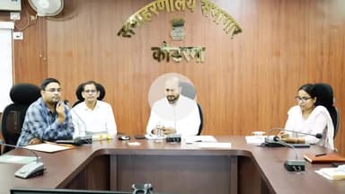 कोडरमा: फर्जी वेबसाइटों से जन्म-मृत्यु के फर्जी प्रमाण पत्र जारी होने पर होगी कार्रवाई: उपायुक्त ऋतुराज