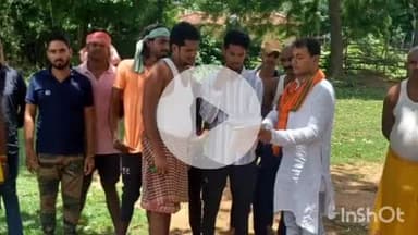 चकाई: भाजपा नेता मनोज पोद्दार ने चकाई में चलाया वोटर जागरूकता अभियान