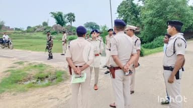 कौआकोल: कौवाकोल प्रखंड के कई स्थानों का जायजा लिया एसपी ने, चेक पोस्ट के साथ थाना में भी की समीक्षा