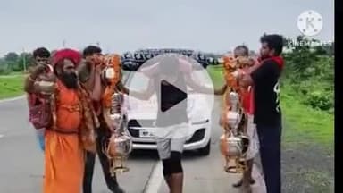 उज्जैन शहर: सेना के जवान ने 71 लीटर कावड़ के साथ की पदयात्रा, 14 दिन में उज्जैन से तलोदी पहुंचे