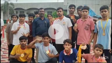 मंझनपुर: वाराणसी में आयोजित प्रतियोगिता में नवोदय के सात खिलाड़ियों ने बाॅक्सिंग में जीते सोने के चार चांदी के पदक