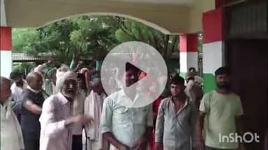 फिरोज़ाबाद: नगला महादेव स्थित कंडेश्वर महादेव मंदिर पर अवैध कब्जा करने की ग्रामीणों ने टूंडला तहसील में तहसीलदार से की शिकायत