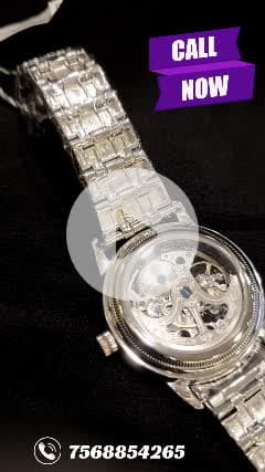 खूबसूरती और समय का संगम – Johri Gems की सिल्वर वॉच कलेक्शन!
"हर लम्हा बने स्टाइलिश – पहनिए Johri की शानदार सिल्वर घड़ियाँ!"