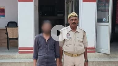 रामपुर: शुक्रवार को थाना कोतवाली क्षेत्र से पुलिस ने आर्म्स एक्ट के एक वारण्टी आरोपी को किया गिरफ्तार