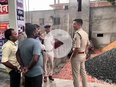 गोपालगंज: गोपालगंज एसपी ने सफियाबाद गांव में घटनास्थल का किया निरीक्षण