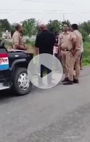 घाटमपुर: सचौली गांव के पास पांडु नदी के पुल के नीचे मिला युवक का शव, पुलिस जांच में जुटी