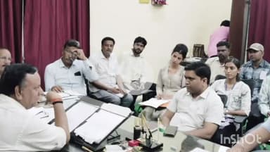 उज्जैन शहर: लोक निर्माण एवं उद्यान विभाग के प्रभारी शिवेंद्र तिवारी ने नगर निगम में उद्यान विभाग के अधिकारियों के साथ बैठक की