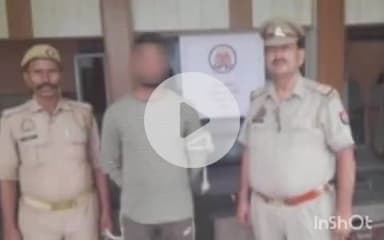 एत्मादपुर: पीड़ित के घर में आग लगाकर दो मोटरसाइकिल व घरेलू सामान जलाने वाले वांछित अभियुक्त को चिरहौली से दबोचा गया