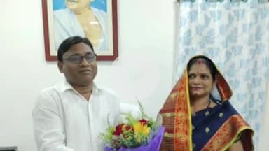 ଜଟଣୀ: ପୌର କାର୍ଯ୍ୟାଳୟରେ ନୂତନ କାର୍ଯ୍ୟନିର୍ବାହୀ ଅଧିକାରୀଙ୍କୁ ଭେଟି ବିଭିନ୍ନ ସମସ୍ୟାର ସମାଧାନ ନେଇ ଉପାଧ୍ୟକ୍ଷା ଓ କାଉନସିଲରଙ୍କ ଆଲୋଚନା