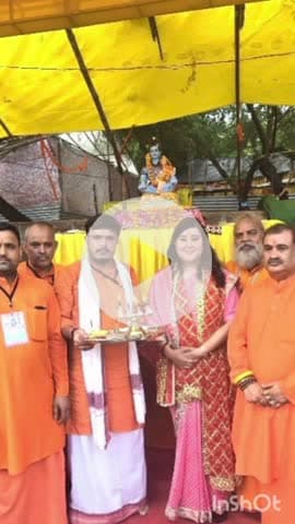 सिविल लाइन्स: नई दिल्ली: भाजपा सांसद करोल बाग के हनुमान मंदिर में कार्यक्रम में शामिल हुईं, कावड़ शिविर का भी दौरा किया