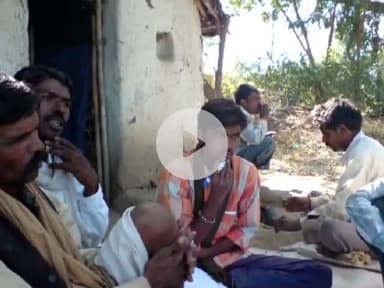 इचाक: विश्व आदिवासी दिवस मनाने पर विचार-विमर्श