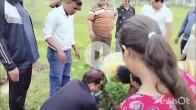 दुर्ग: भिलाई निगम आयुक्त ने शुक्रवार सुबह उद्यान में वृक्षारोपण कर श्रमदान किया