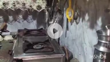 धरमपुरी: एबी रोड गुरुद्वारे के पीछे मकान में गैस चूल्हे के पीछे कोबरा, घरवालों के उड़े होश!