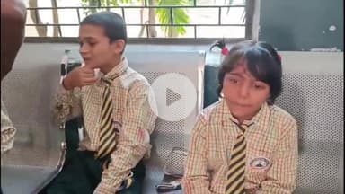 हसनपुर: हसनपुर में स्कूल वैन और पिकअप की टक्कर, 5 साल की छात्रा की मौत, वैन चालक और शिक्षिका सहित 15 लोग घायल