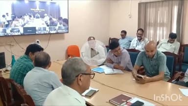 चूरू: चूरू में जिला स्तरीय जनसुनवाई एवं समाधान शिविर का आयोजन, जिला कलक्टर ने सुनी समस्याएं