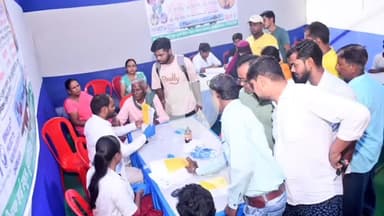 कोडरमा: जिला प्रशासन और इंपैक्ट इंडिया के स्वास्थ्य शिविर में 24 लोगों के कान की सर्जरी होगी, 111 को मिला श्रवण यंत्र