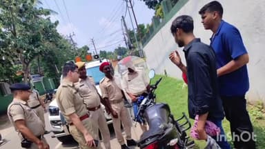 मुंगेर: पुलिस अधीक्षक द्वारा अपराध रोकने और सुरक्षा बनाए रखने के लिए किला परिसर में चलाया गया वाहन जांच अभियान