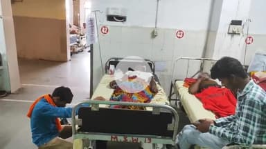 अकलेरा: कचनारी गोर्धन पुरा गांव में रंजिश के चलते एक किसान के साथ 2 भाइयों ने की मारपीट, जिला अस्पताल में इलाज जारी